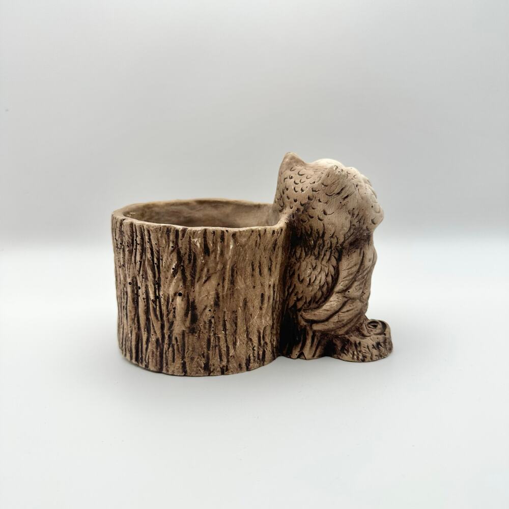 Vintage Pompadour Resin Big Eyes Owl and Log Planter Desk Pen Organizer - Picture 5 of 7